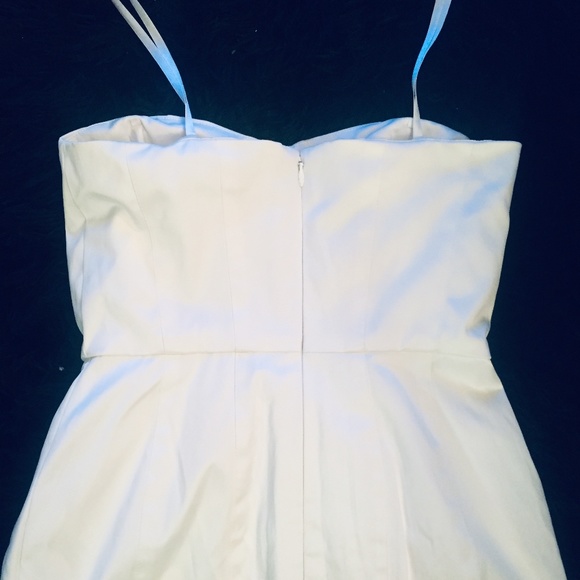 BCBGeneration Strapless Pleated Origami Dress - Sateen White - Size 0 - Picture 11 of 16